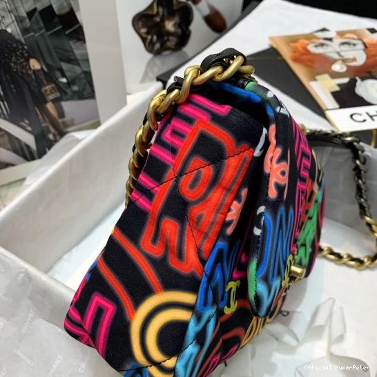Hyper Peter FLAP BAG CHANEL 19 0709